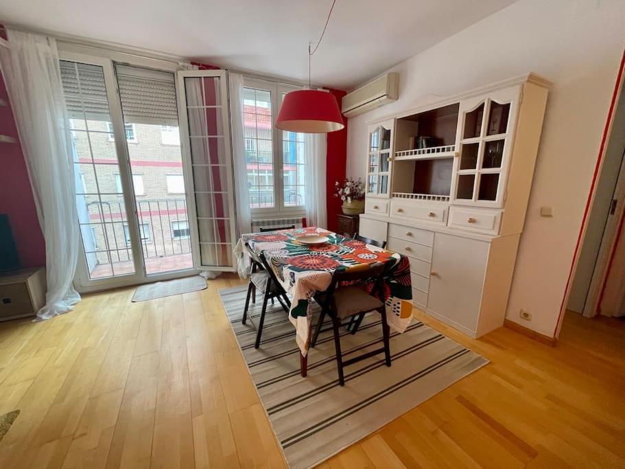 Acogedor Apartamento En Saragossa Exterior foto